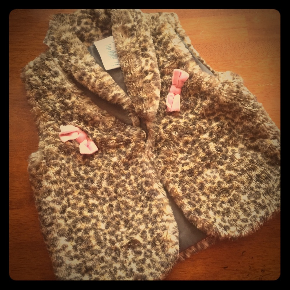 Leopard vest
